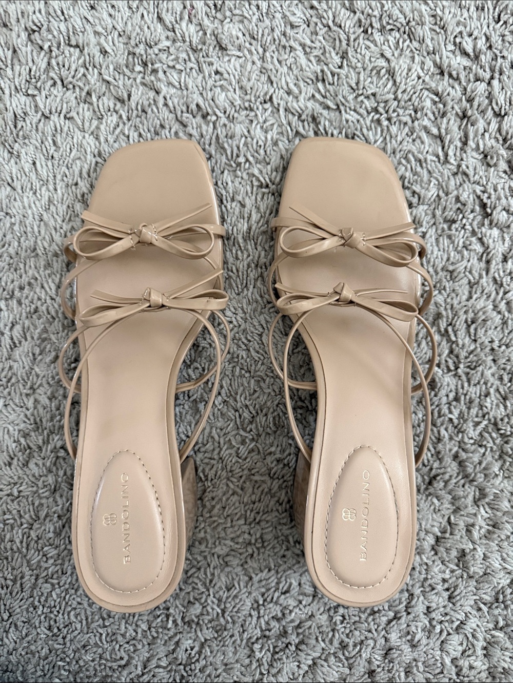 Bandolino Beige Strappy Bow Slide Heels